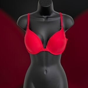 NWOT Victoria’s Secret Racerback Front Close Bra